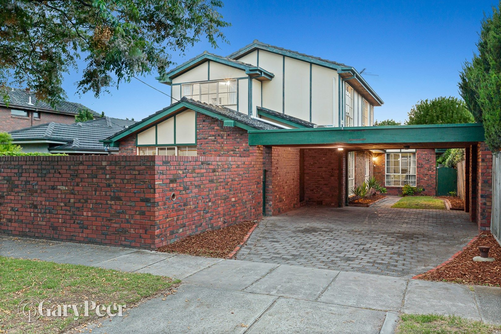 27 Narrawong Road, Caulfield South VIC 3162, Image 0