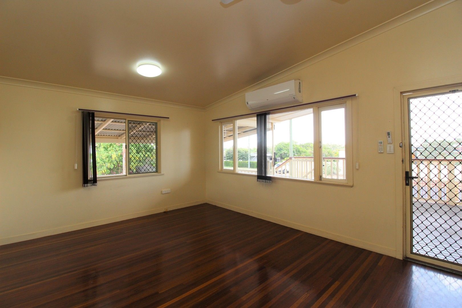 3 bedrooms House in 16 Sunflower Street MOUNT ISA QLD, 4825