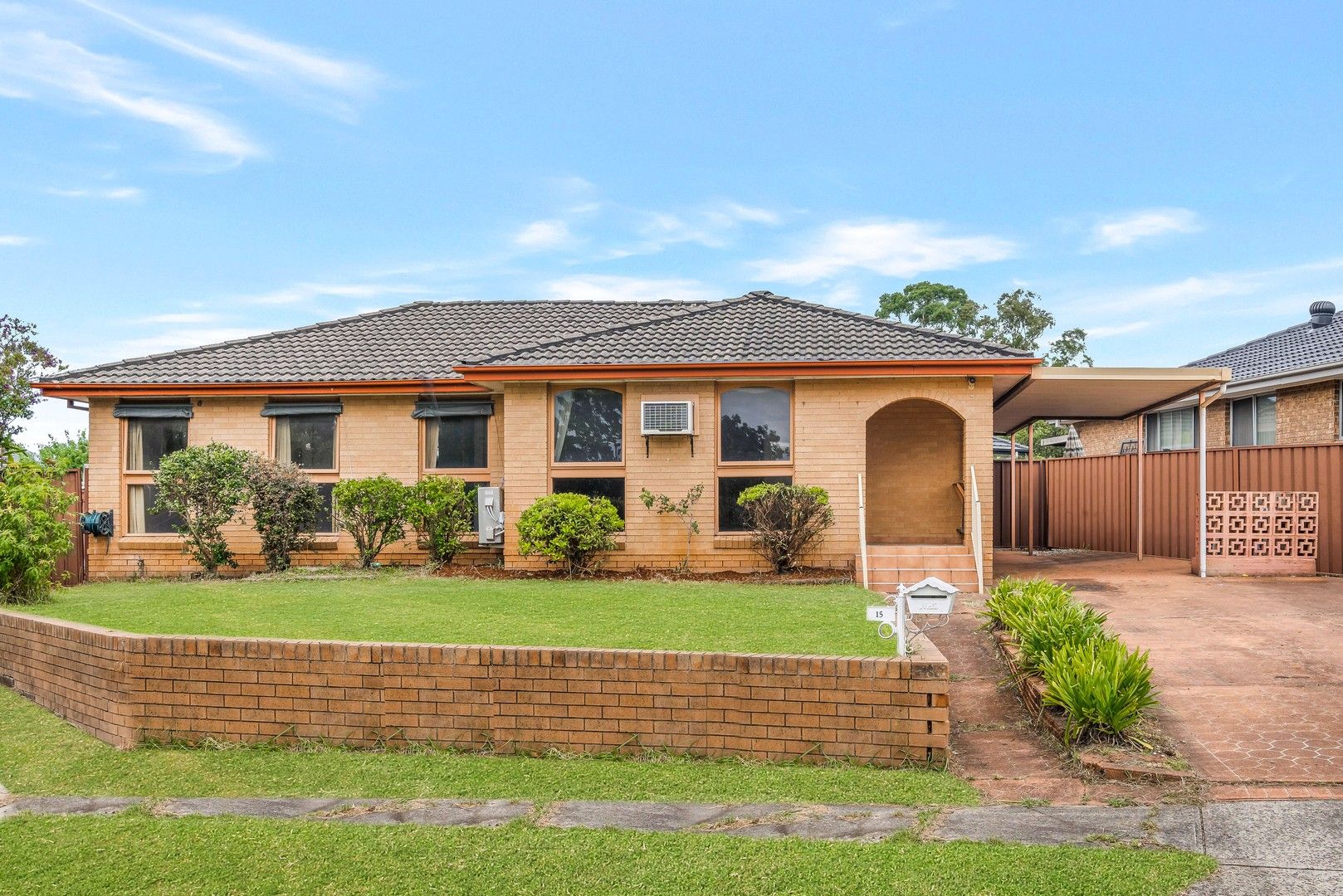 15 Olga Close, Bossley Park NSW 2176, Image 0