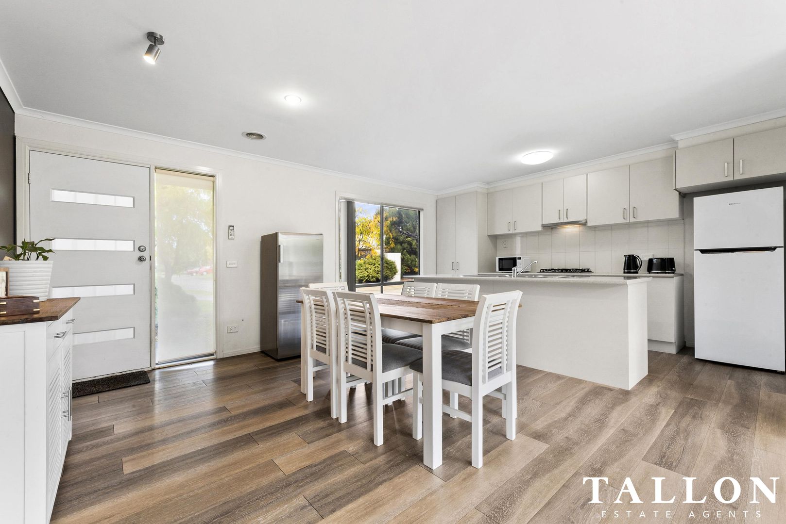 8/3 Elisa Place, Hastings VIC 3915, Image 1