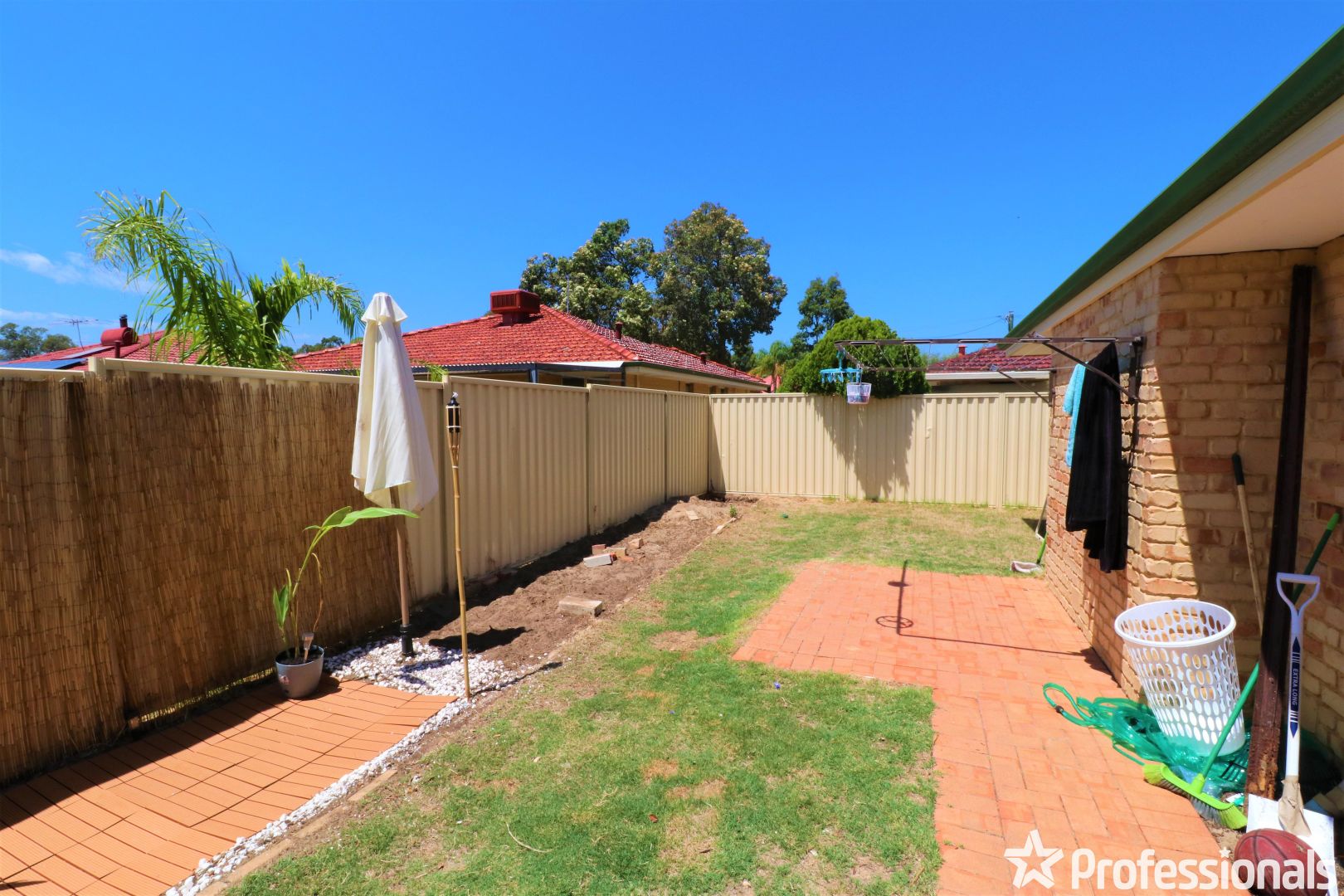 118a Lowanna Way, Armadale WA 6112, Image 2