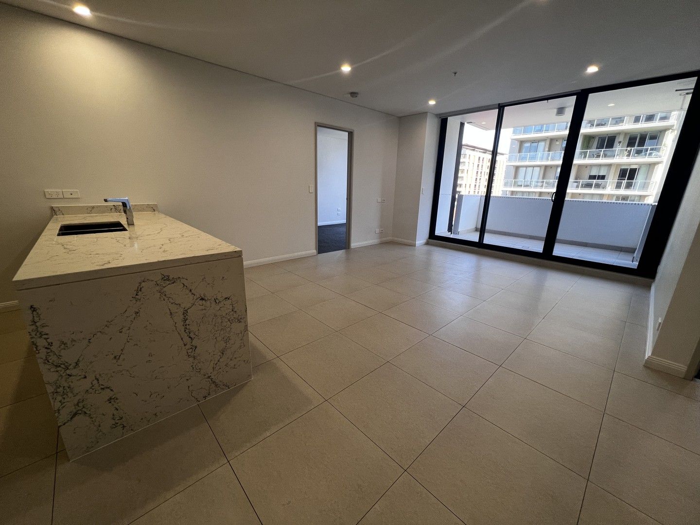 2 bedrooms Apartment / Unit / Flat in 618/42 Church St MASCOT NSW, 2020
