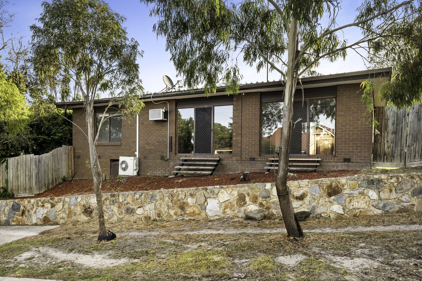 3 bedrooms House in 1 Johnsons Place PAKENHAM VIC, 3810
