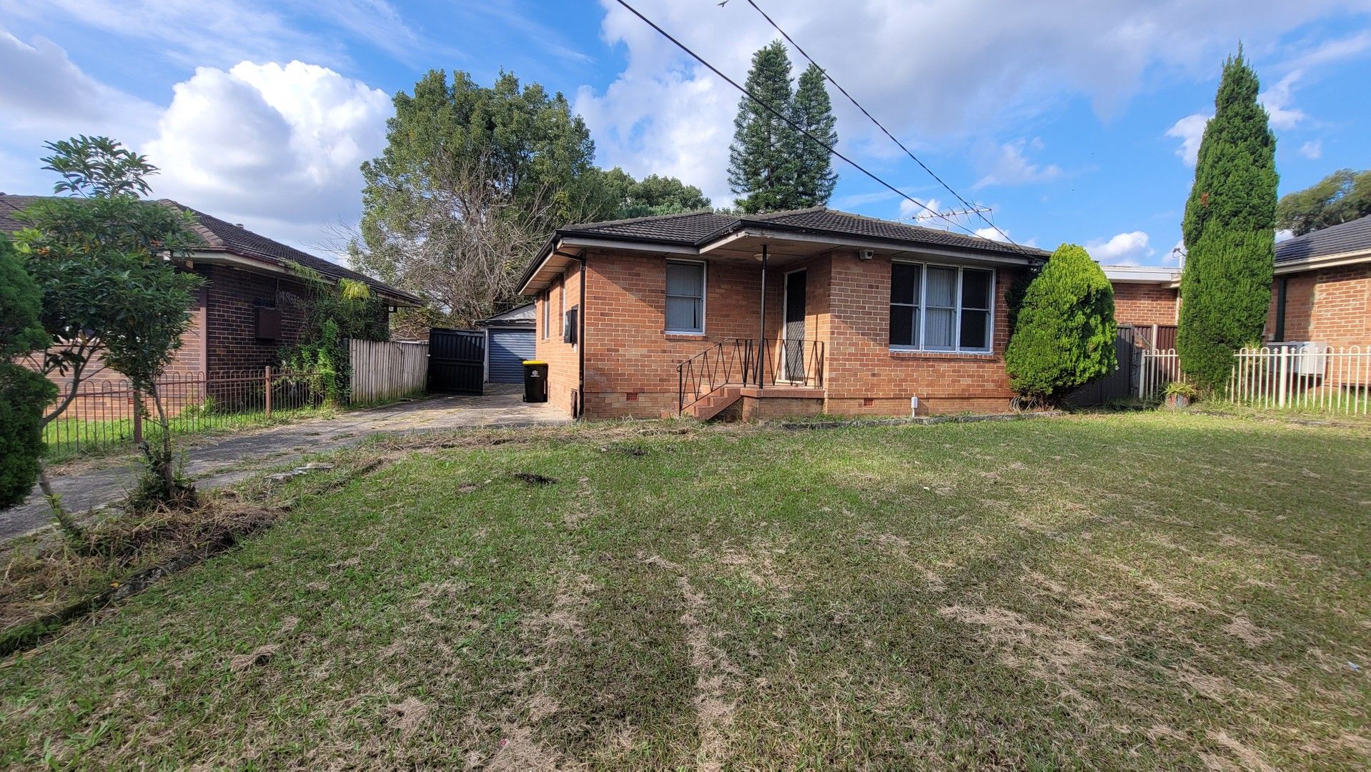 2 bedrooms House in 10 Cullens Road PUNCHBOWL NSW, 2196