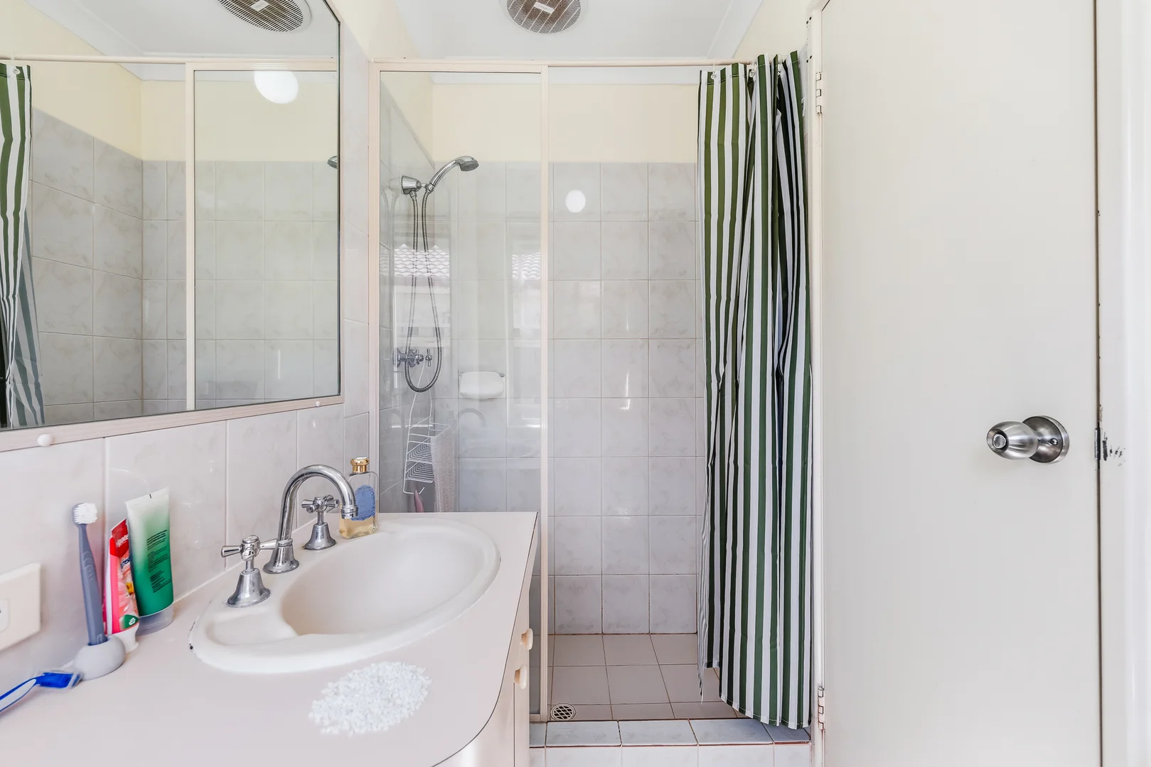 Additional image 11 of 323 Belmont Avenue, Cloverdale WA 6105