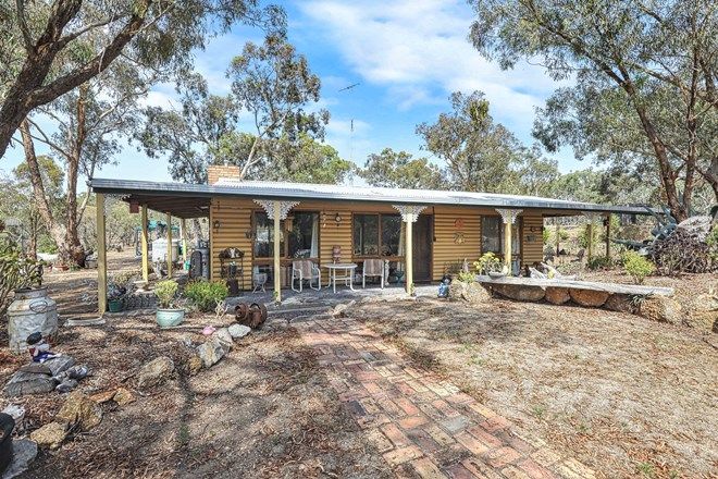 Picture of 105 Metcalfe Road, GREAT WESTERN VIC 3374
