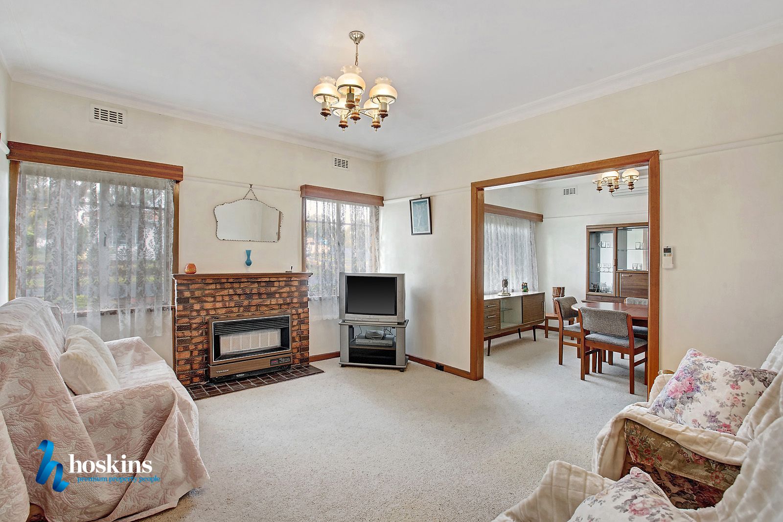 18 Aberdeen Road, Blackburn South VIC 3130, Image 1