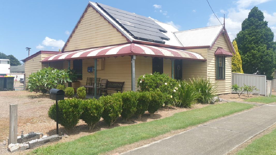 3 bedrooms House in 177 Adelaide Street RAYMOND TERRACE NSW, 2324