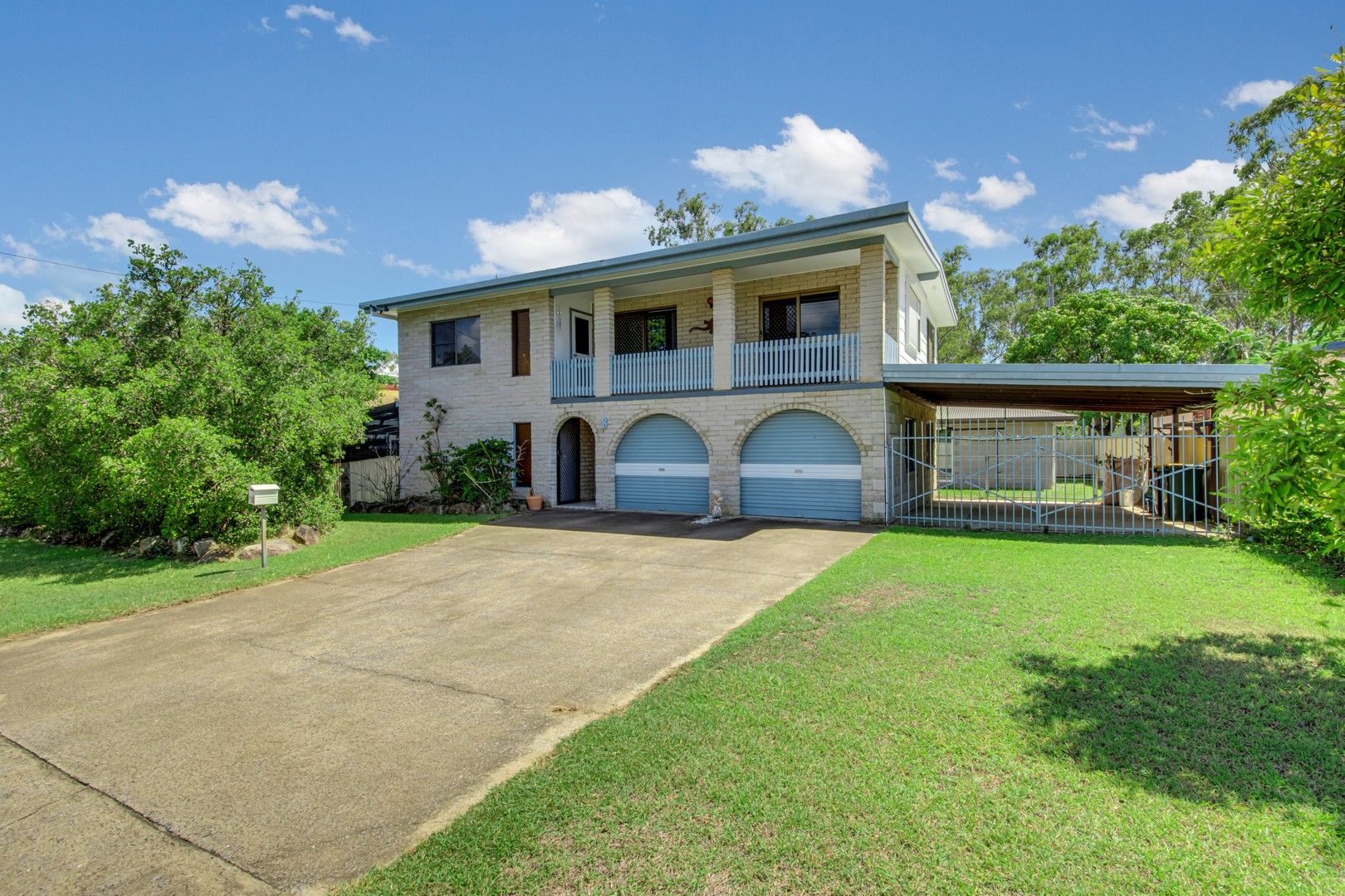 4 bedrooms House in 8 Venus Street TELINA QLD, 4680
