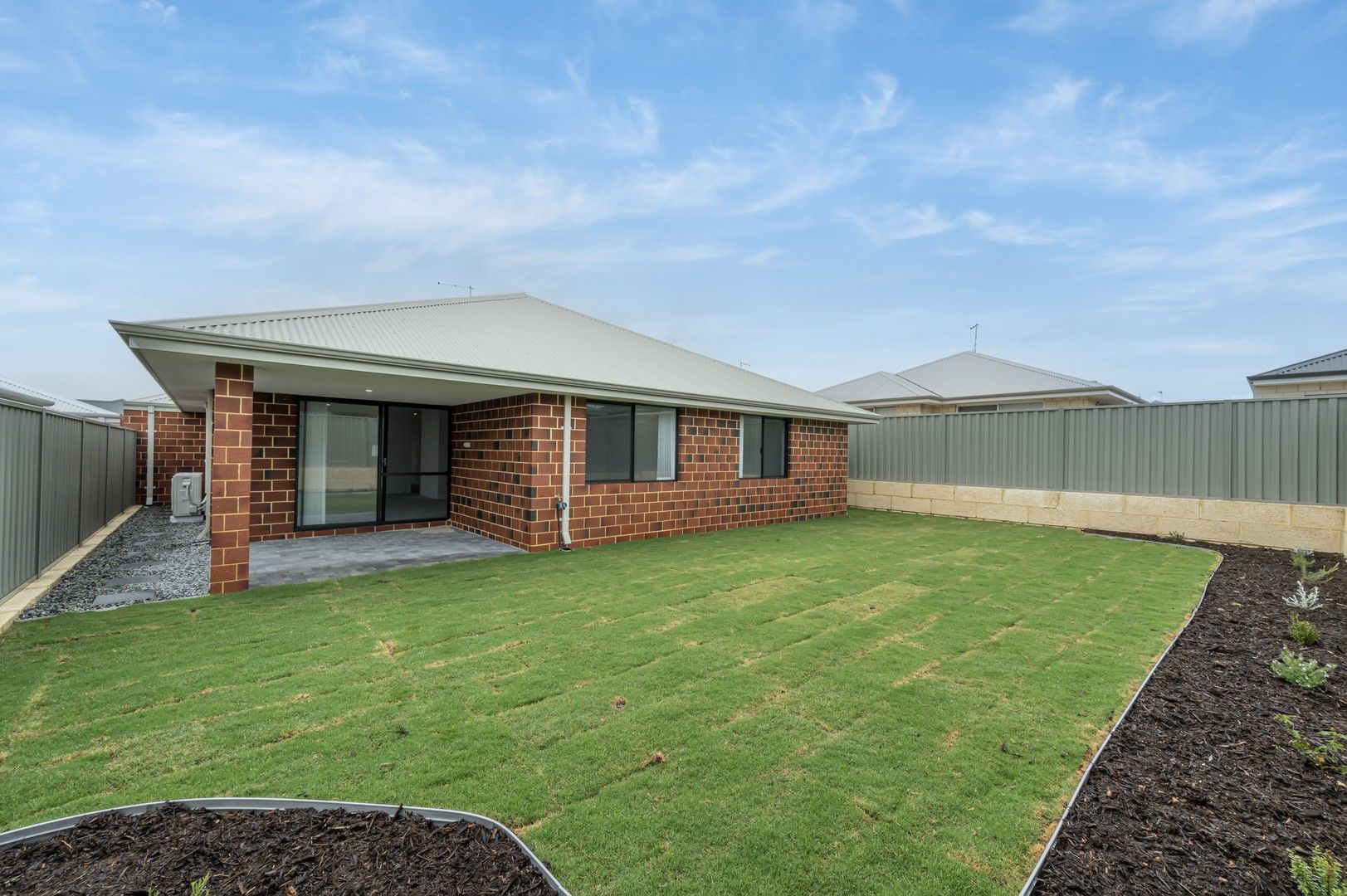 4 bedrooms House in 33 Althorpe Grove EGLINTON WA, 6034