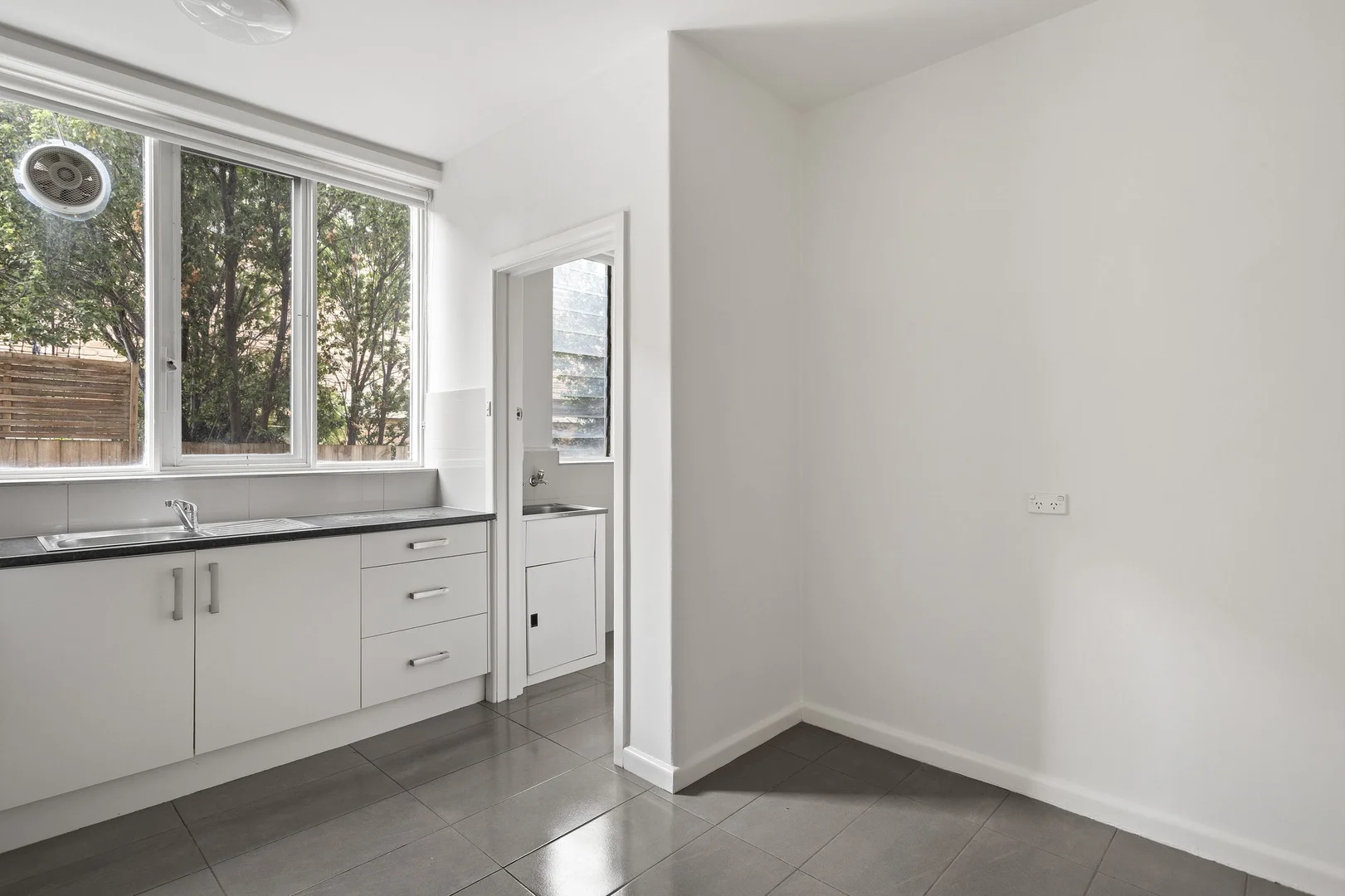 Additional image 2 of 11/647 Inkerman Road, Caulfield North VIC 3161