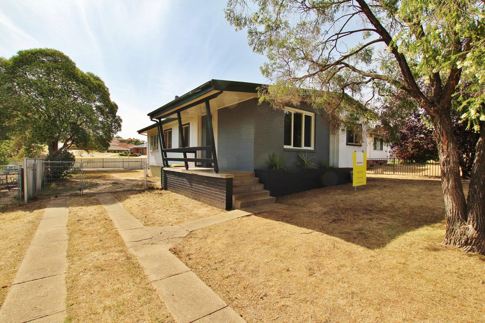 11 Bendick Street, Young NSW 2594, Image 1