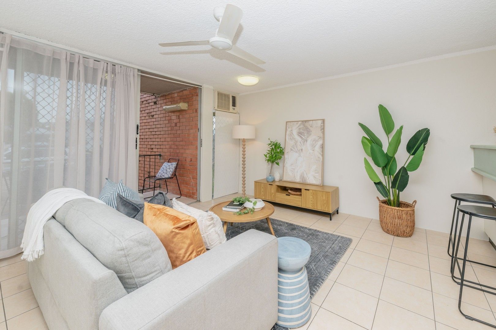 1/31 Surrey Street, Hyde Park QLD 4812, Image 0