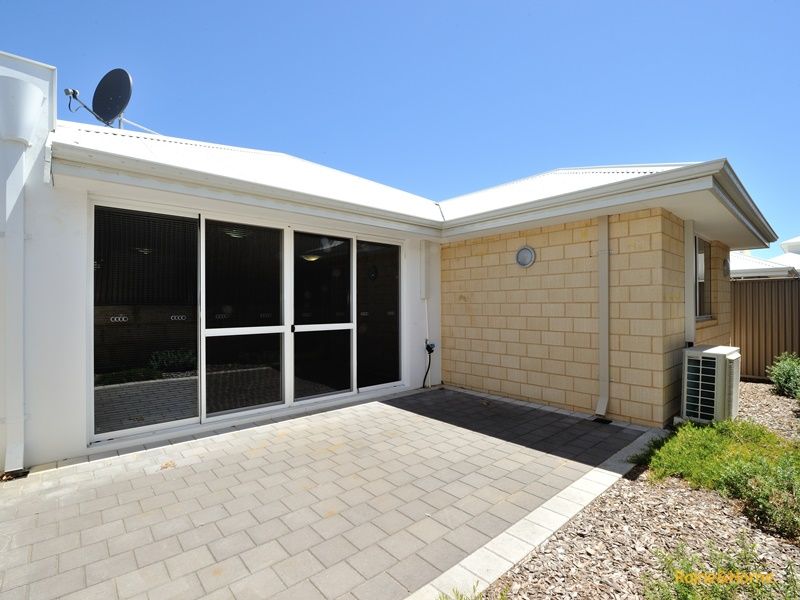 7 Gaffin Way, Kwinana Town Centre WA 6167, Image 2