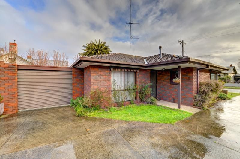 1/1A Balaclava Street, NEWINGTON VIC 3350, Image 0