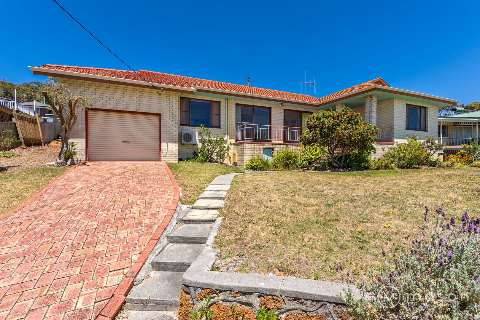 27 Burt Street, Mount Clarence WA 6330, Image 2