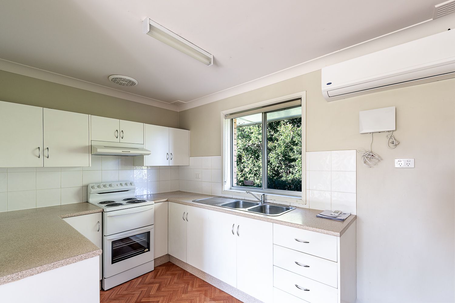 2 bedrooms Apartment / Unit / Flat in 4/151 Crebert Street MAYFIELD NSW, 2304