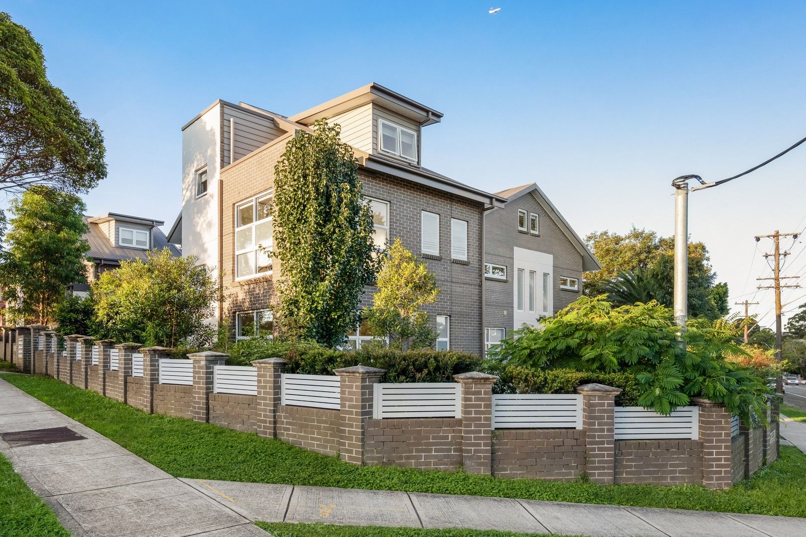 4 bedrooms Townhouse in 1/281-283 Peats Ferry Road HORNSBY NSW, 2077
