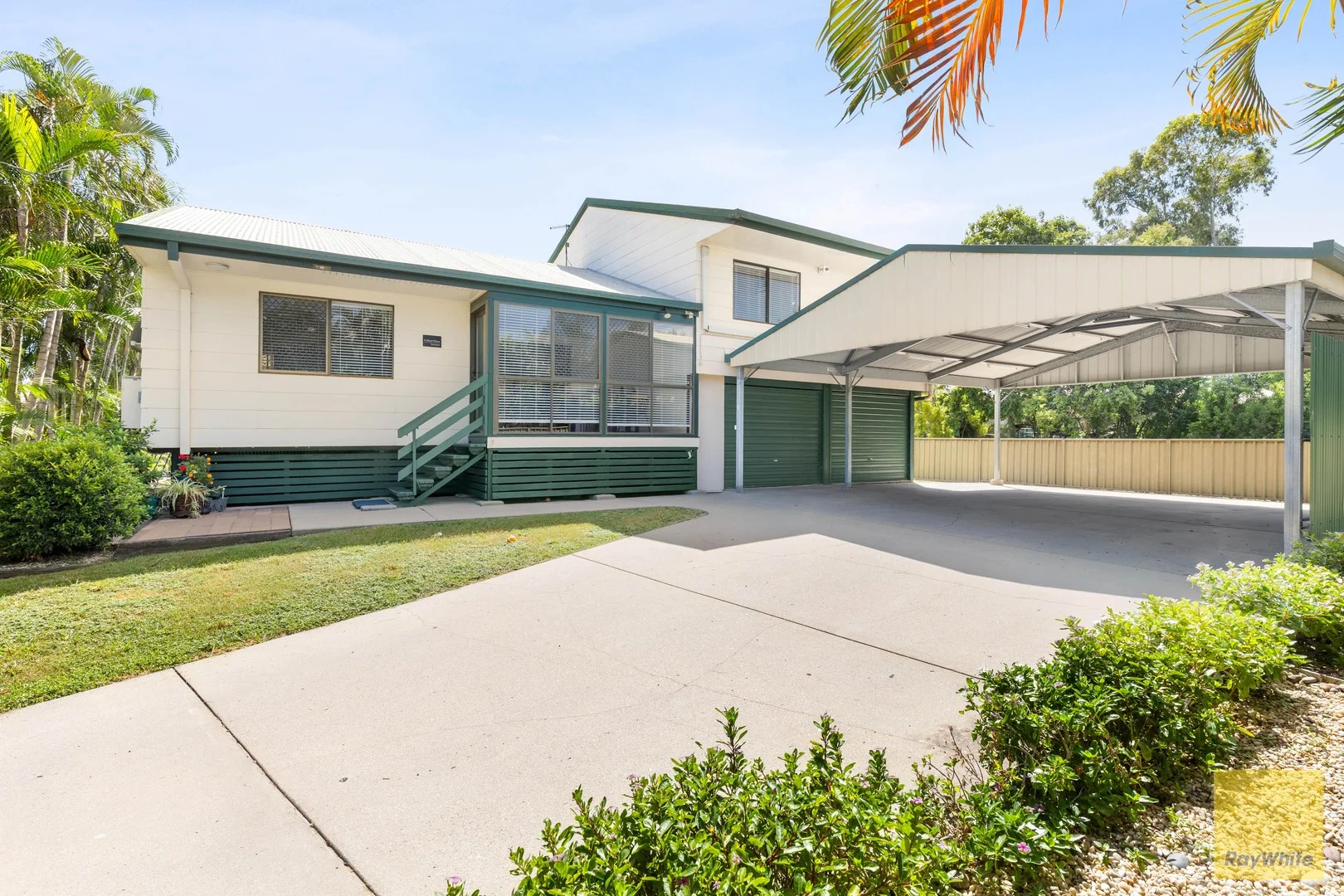 Primary image of 8 Ward Place, Emerald QLD 4720