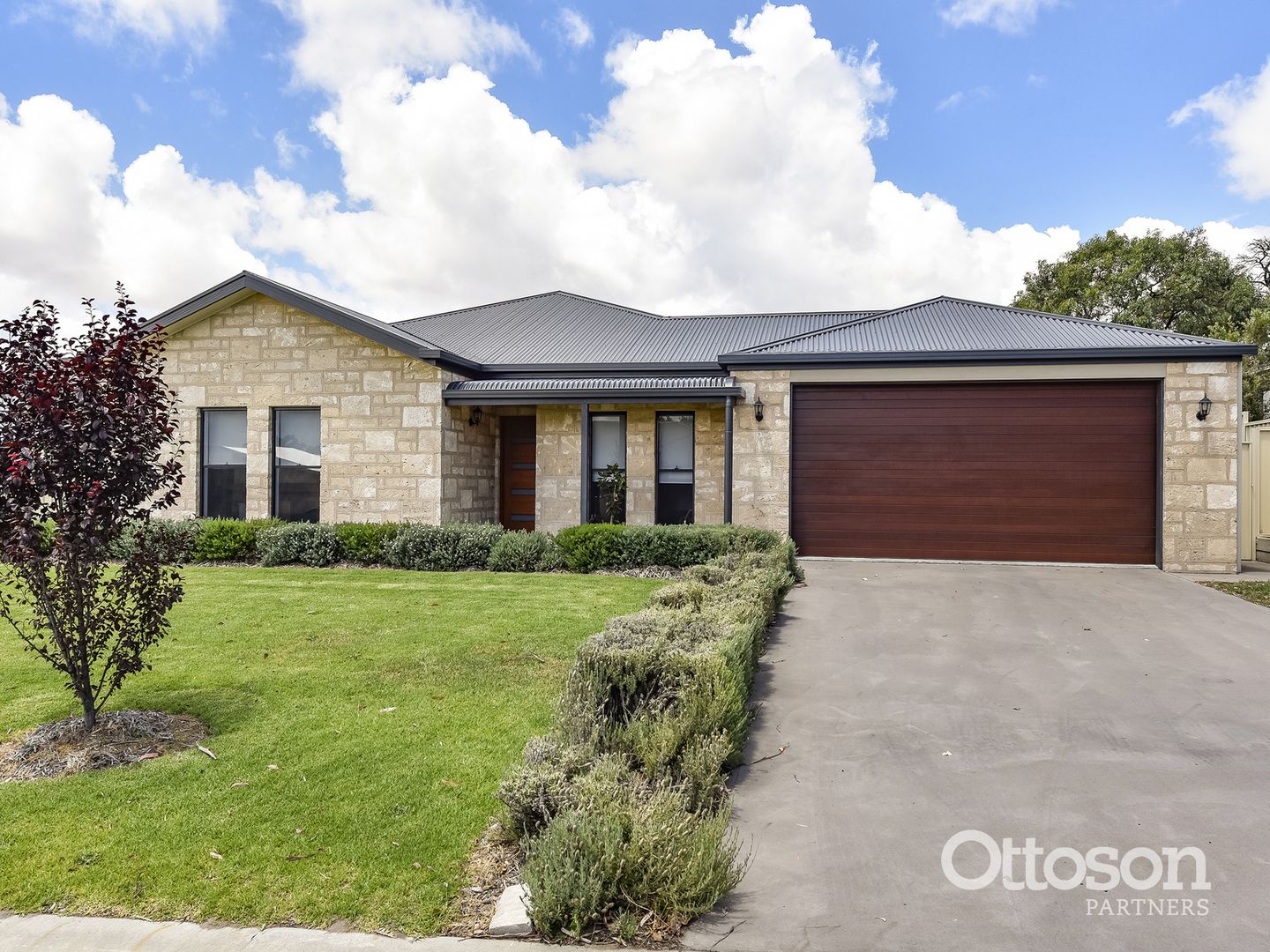 18 Pine Grove, Naracoorte SA 5271, Image 1