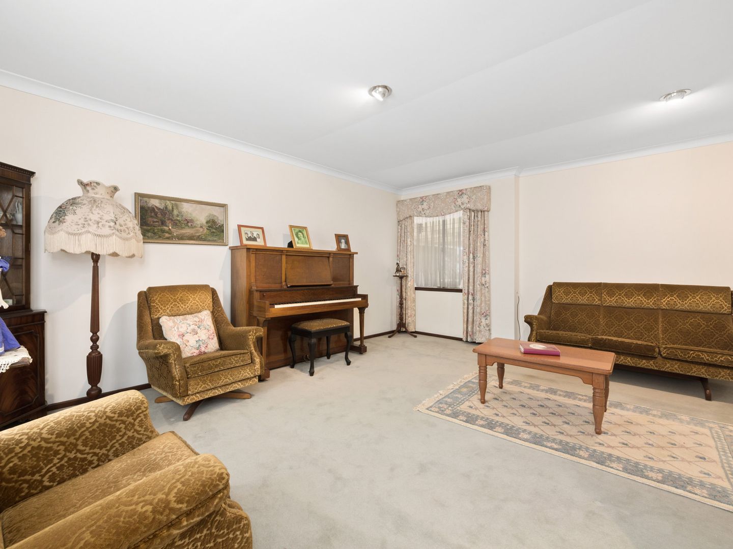 10 Dunrossil Street, Wembley Downs WA 6019, Image 2