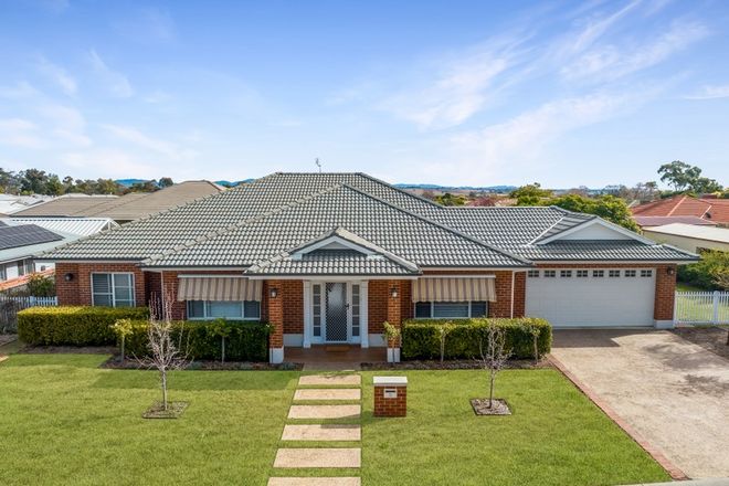 Picture of 5 Maralinga Crescent, HILLVUE NSW 2340