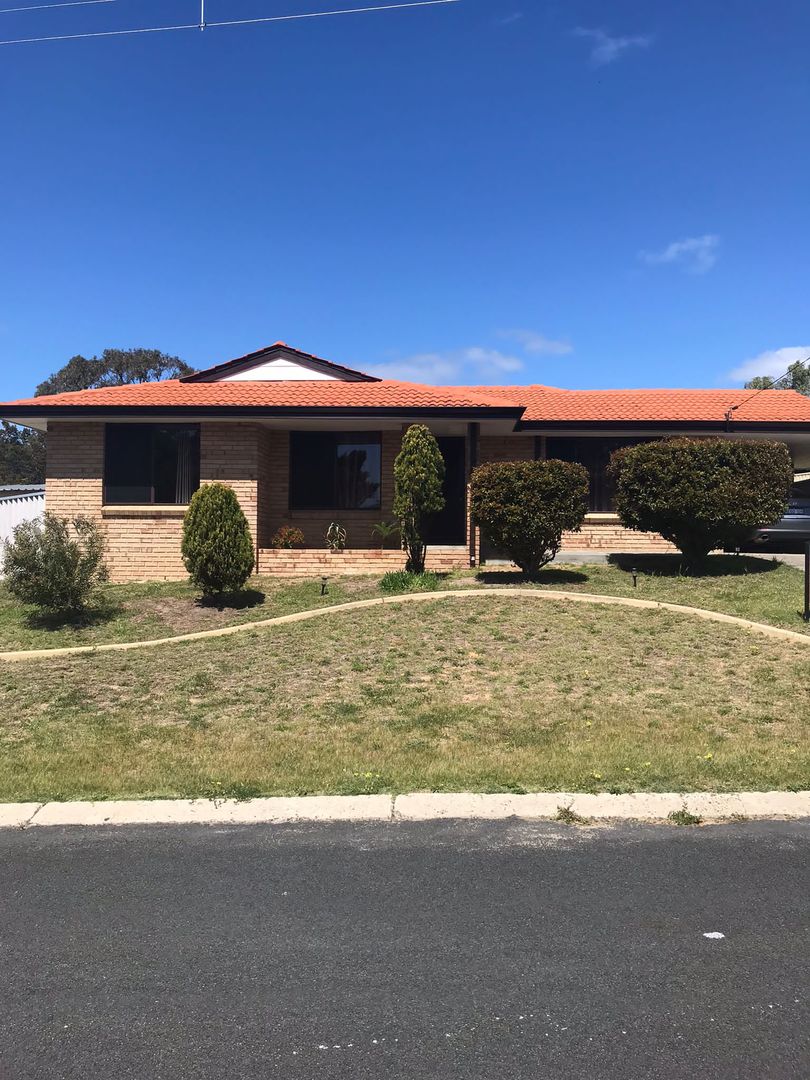 2 Clewlow Court, Withers WA 6230, Image 2