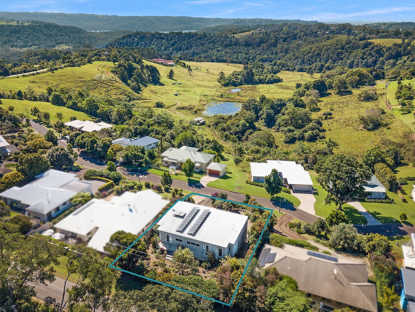 22 Lorikeet Lane, Maleny QLD 4552, Image 1