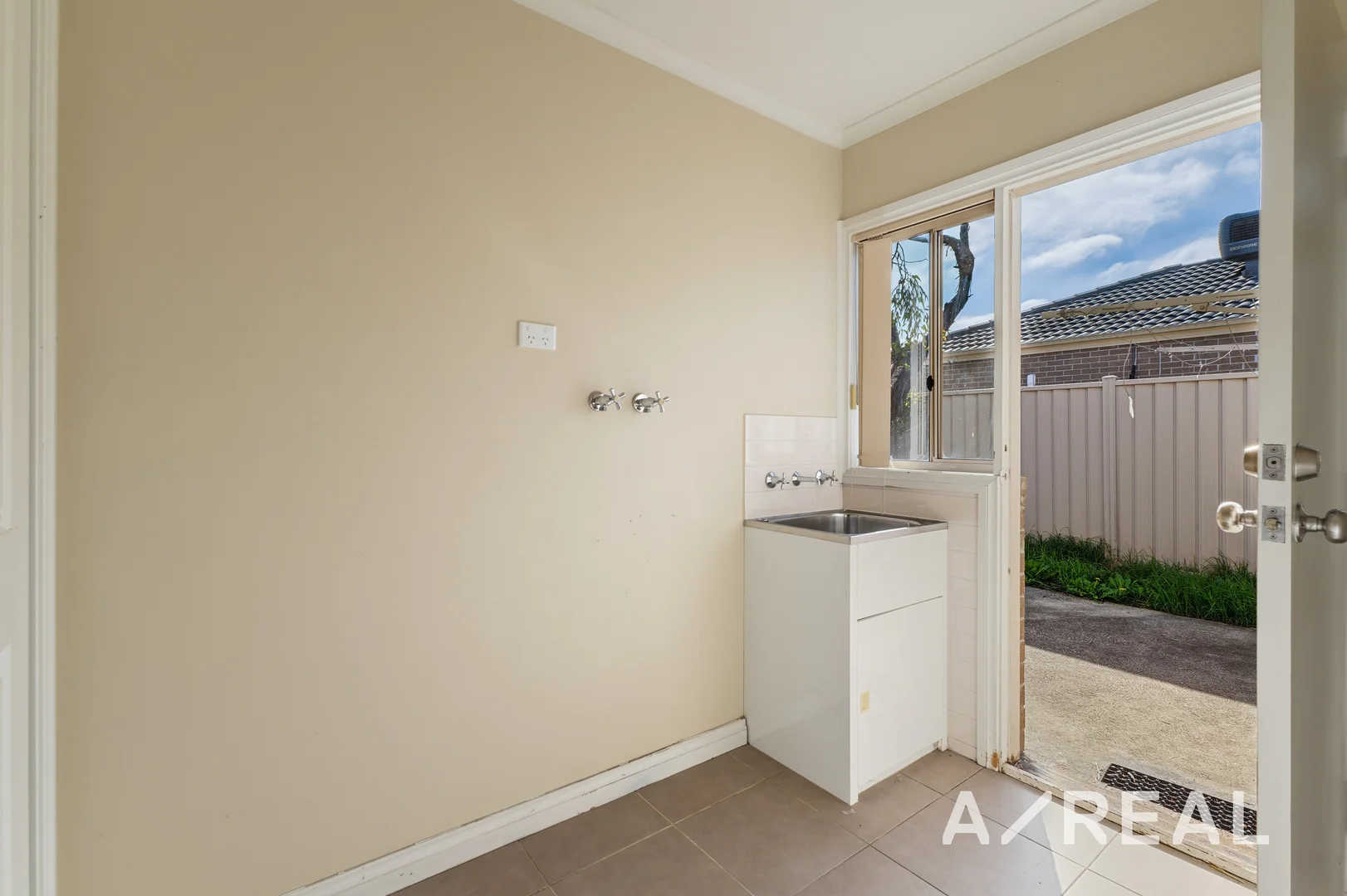 Additional image 11 of 1/3 Austin Place, Melton South VIC 3338