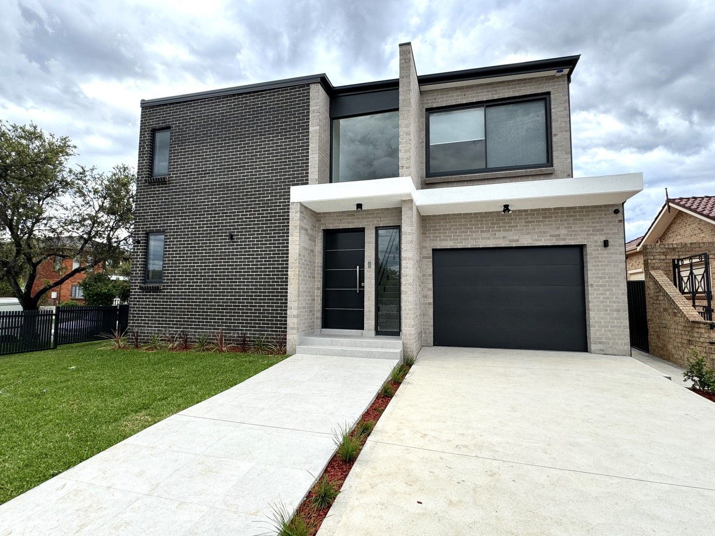 5 bedrooms House in 51 Messiter Street CAMPSIE NSW, 2194