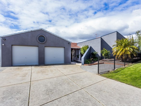 10 Grandpre Crescent, Hamilton Hill WA 6163