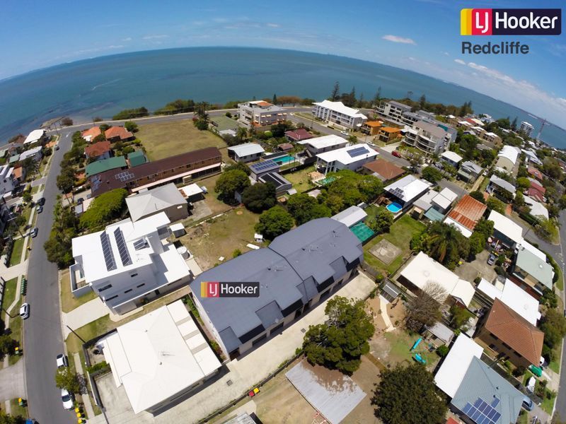 2/11 Georgina Street, WOODY POINT QLD 4019, Image 1