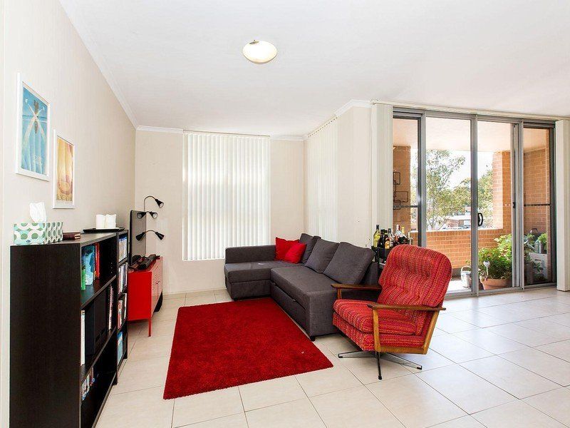 A2/19 Marco Avenue, Revesby NSW 2212, Image 2