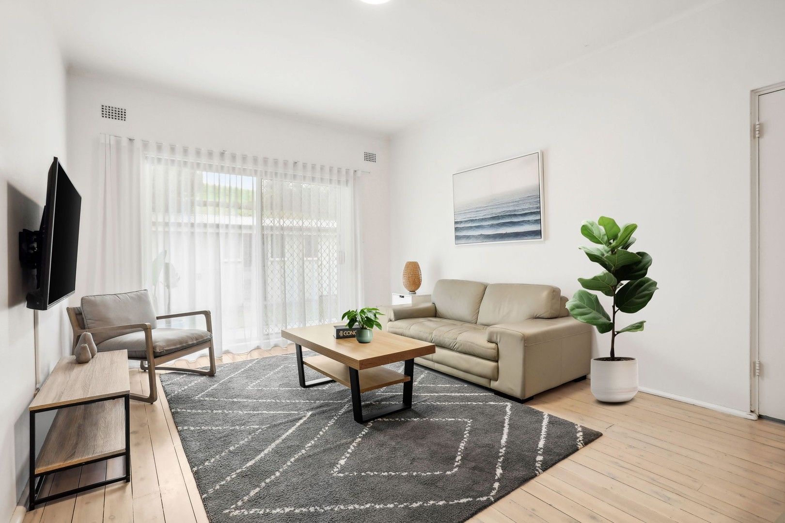 2 bedrooms Apartment / Unit / Flat in 3/140 Hastings Parade NORTH BONDI NSW, 2026