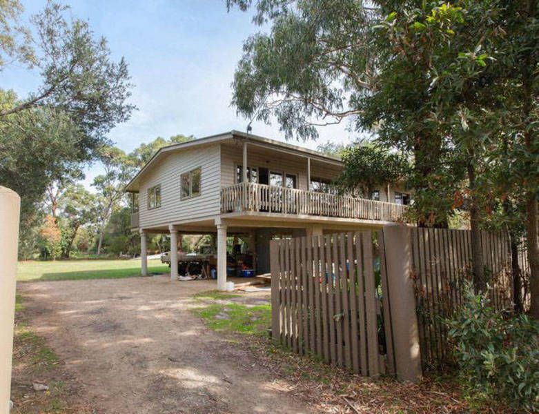 6 Pt Leo Rd, POINT LEO VIC 3916, Image 2