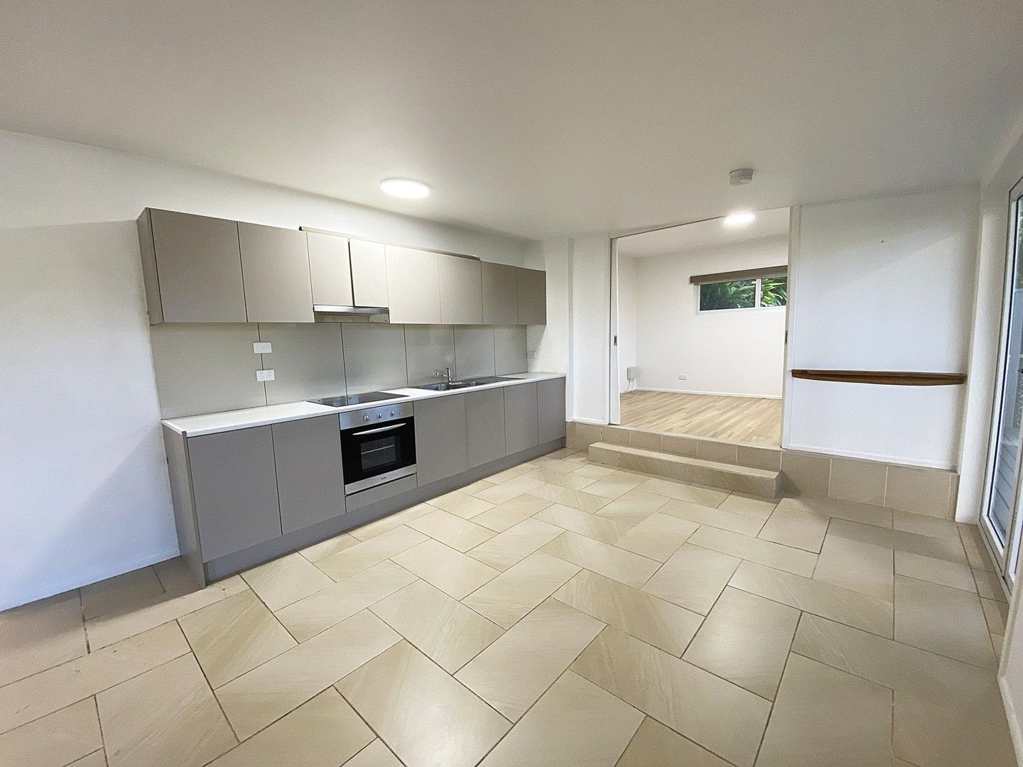 2 bedrooms Apartment / Unit / Flat in 21A Fern Tree Place KORORA NSW, 2450