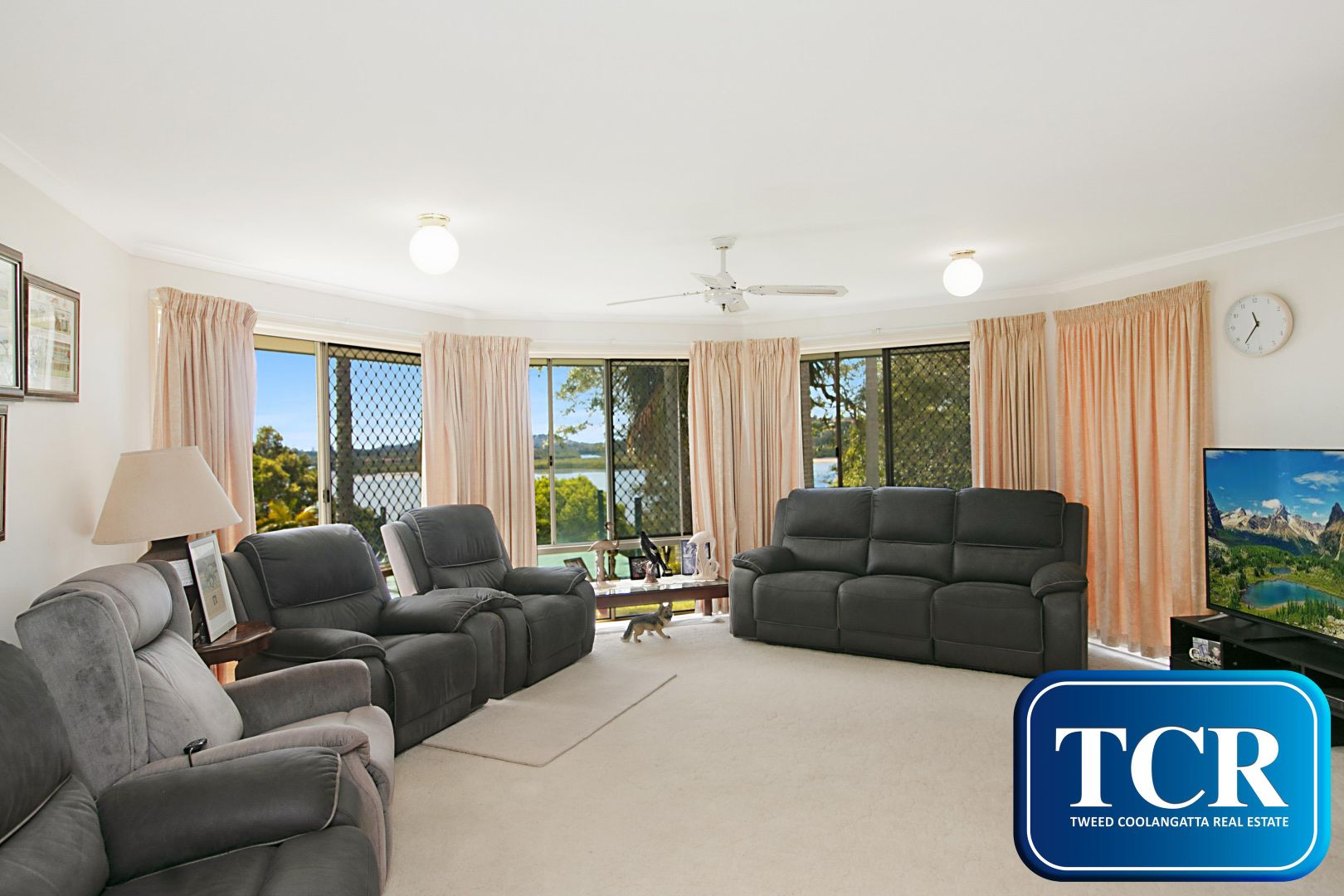 2/114B Broadwater Esplanade, Bilambil Heights NSW 2486, Image 2