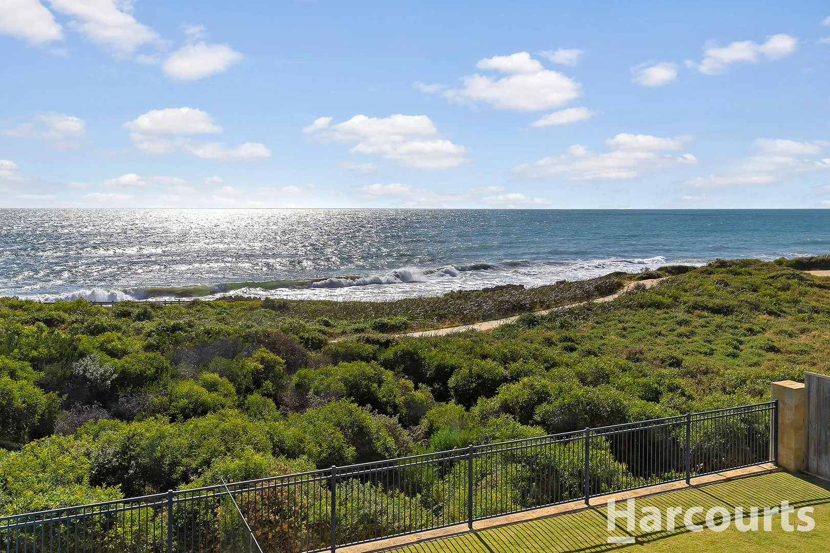 Additional image 19 of 8 Serrata Way, Halls Head WA 6210