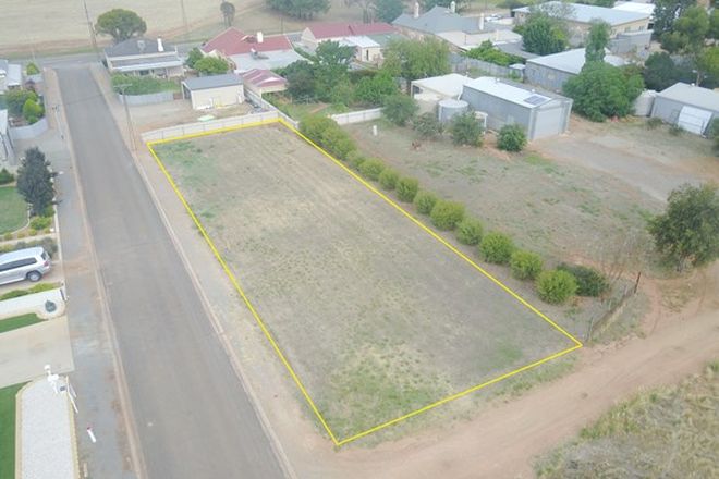 Picture of 1 Oxford St, JAMESTOWN SA 5491