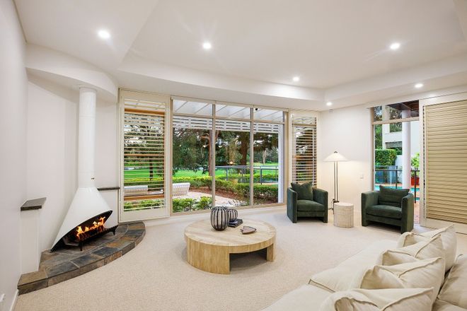 2119 South Shields Drive Benowa 4217 - Image 5