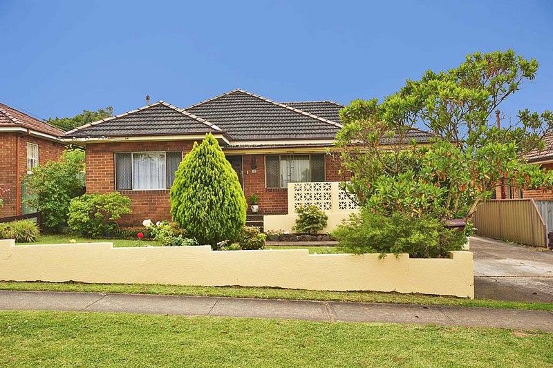 16 Cotswold Street, Westmead NSW 2145