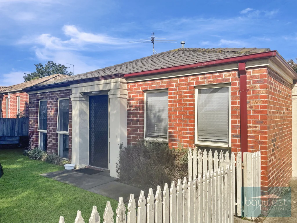 Primary image of 1/8 Raymond Street, Somerville VIC 3912