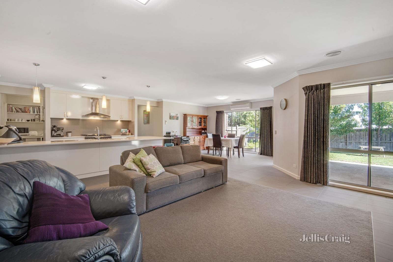 8 Pepper Lane, Buninyong VIC 3357, Image 2