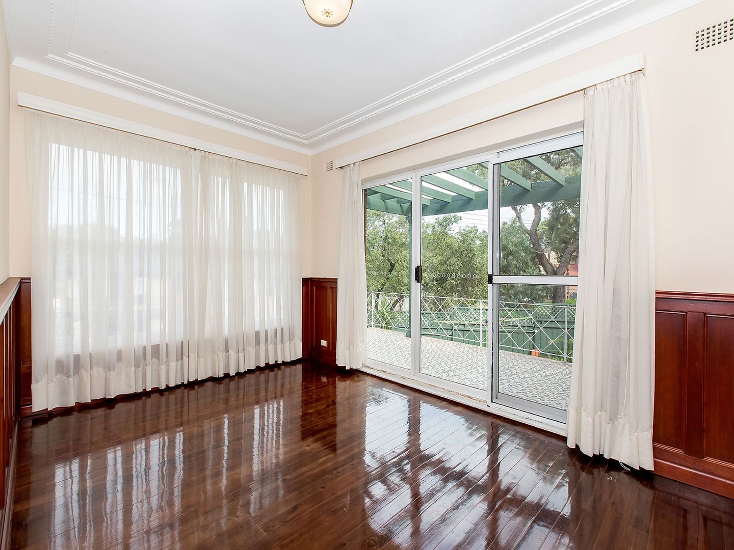 1A Wadsley Crescent, Connells Point NSW 2221 House For Rent Domain