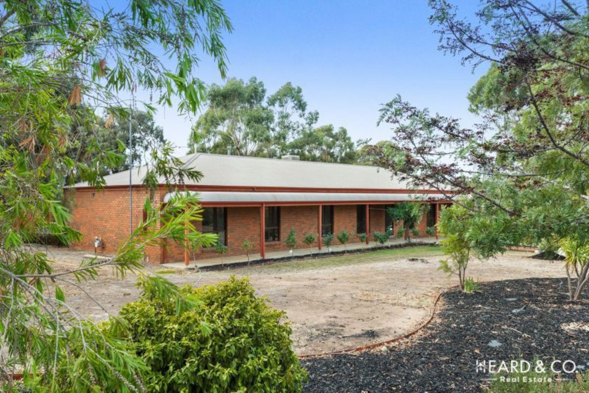 5 Dawson Drive, Maiden Gully VIC 3551, Image 0