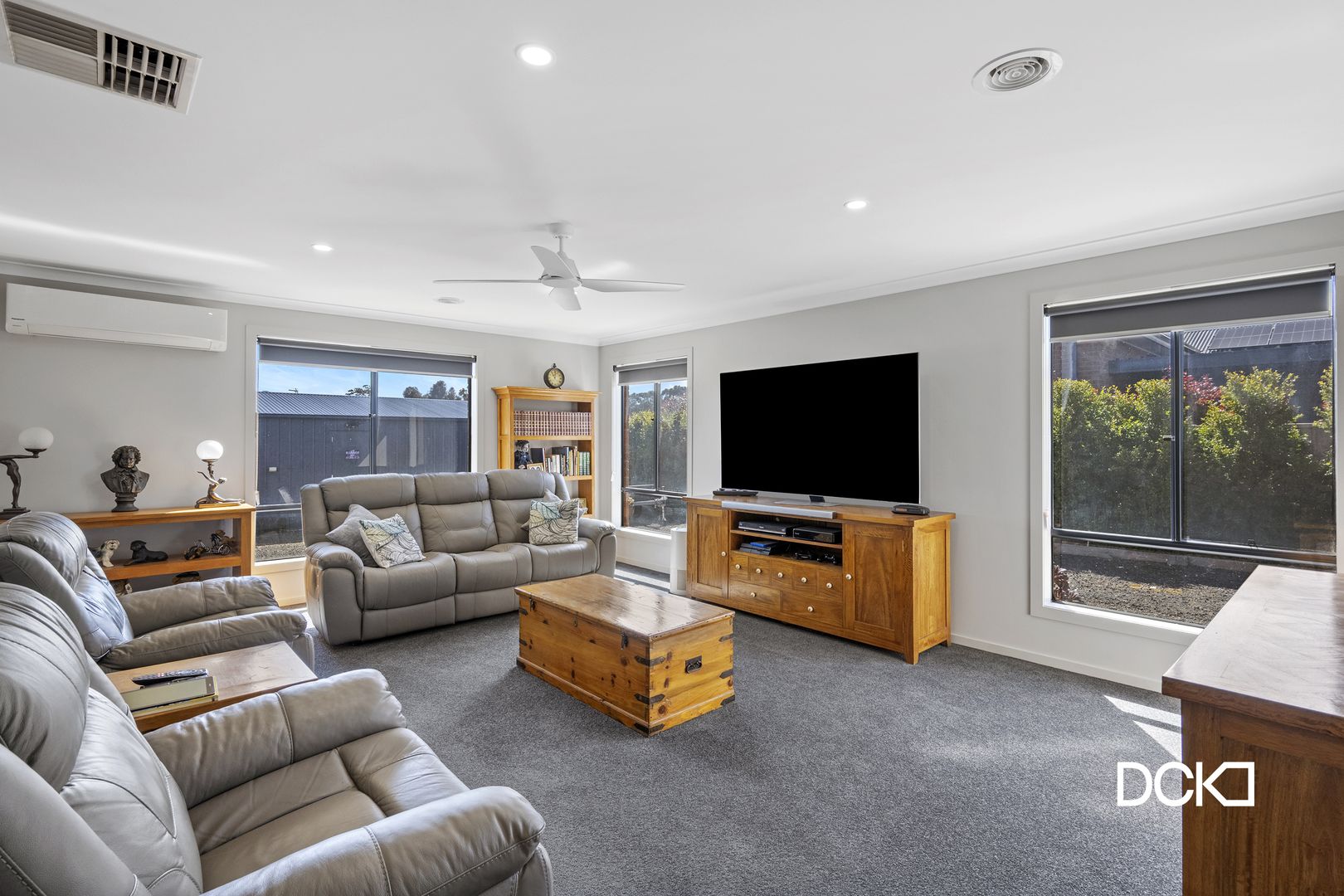 5 Normande Court, Ascot VIC 3551, Image 2