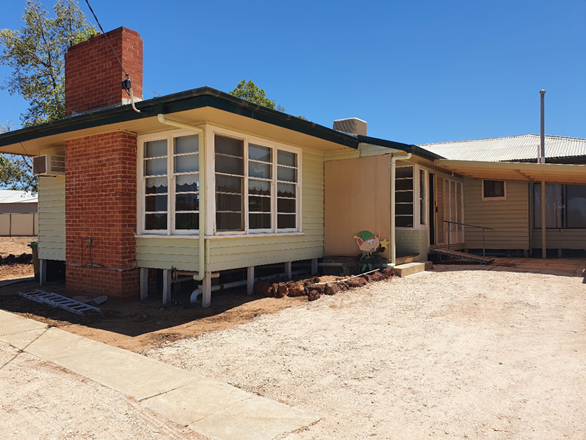 94 Rowe Street, Ouyen VIC 3490