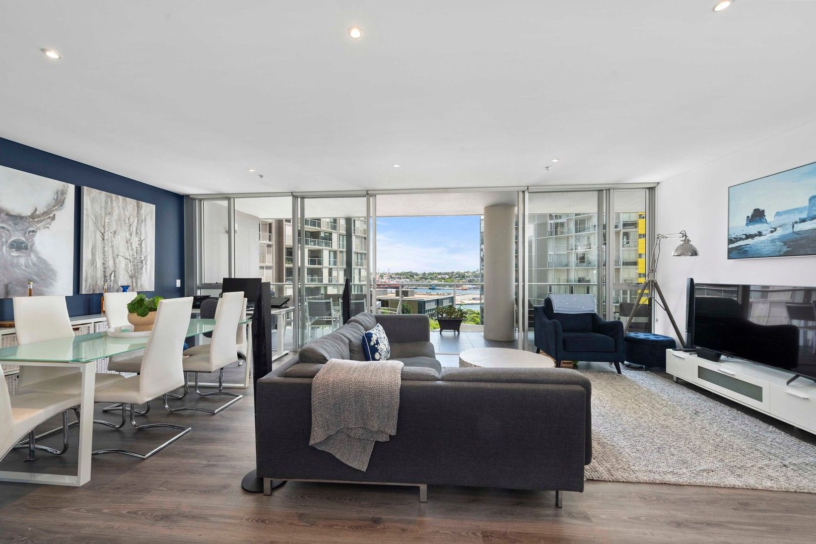 2 bedrooms Apartment / Unit / Flat in 605/8 Distillery Drive PYRMONT NSW, 2009