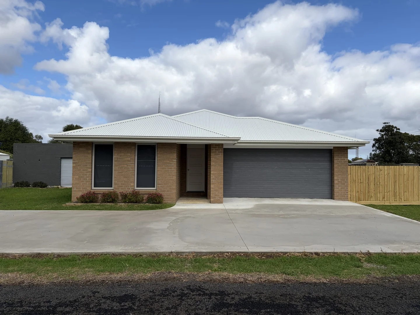 2 Mt Clay Rd, Heywood VIC 3304