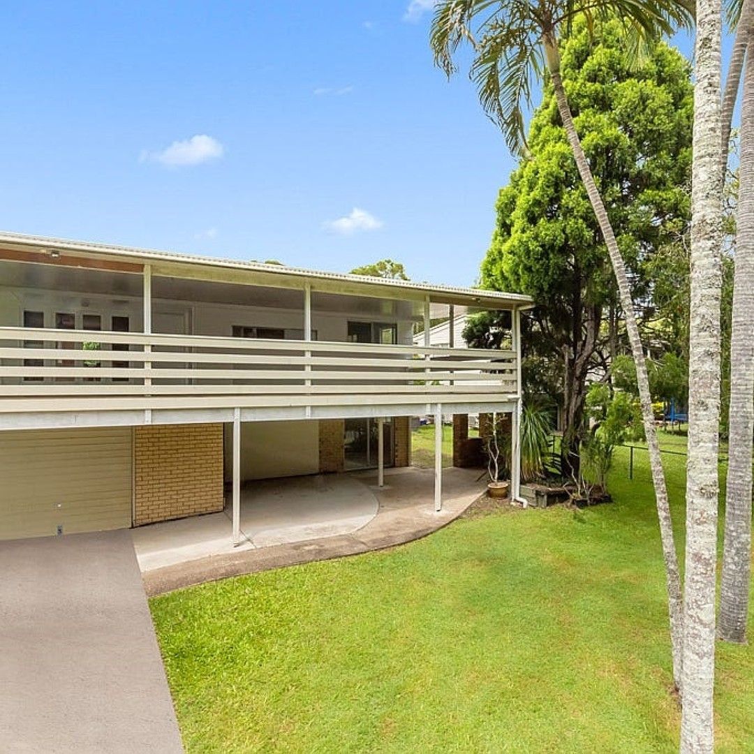 3 bedrooms House in 103 Riaweena Street THE GAP QLD, 4061